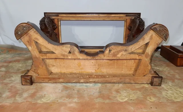 FRANSE RESTAURATIEPERIODE KAPTAFEL
