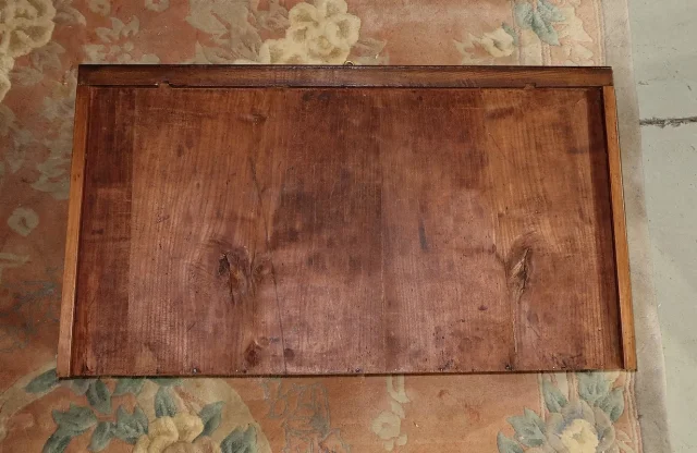 FRANSE RESTAURATIEPERIODE KAPTAFEL