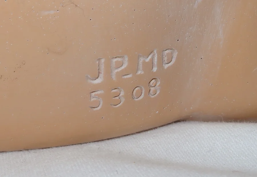 BUST signiert JP-MD