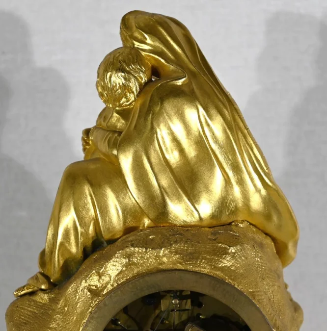 VERGULD BRONS KLOK