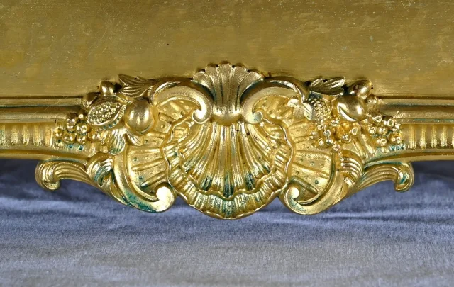 Pendule en Bronze Doré « La Vierge à la Chaise » – 1ère partie XIXe