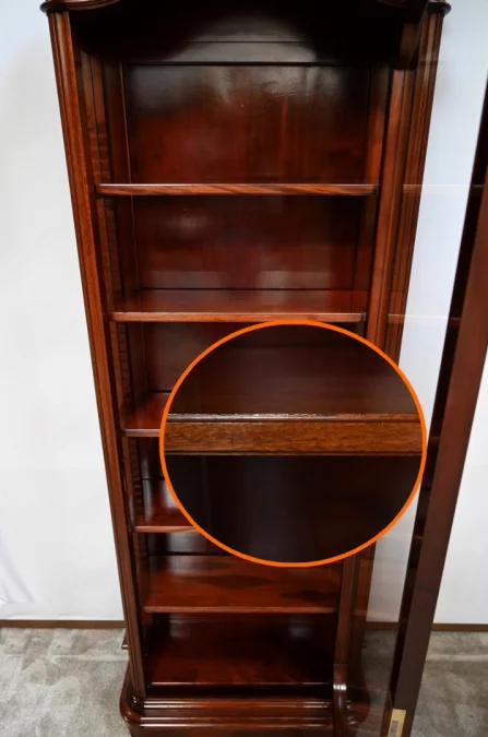 Vitrine im NAPOLEON III-STIL