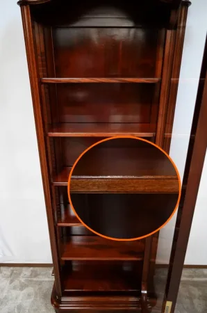 Rare Paire de Vitrines de Propriété en Acajou, style Napoléon III – 2ème partie du XIXe