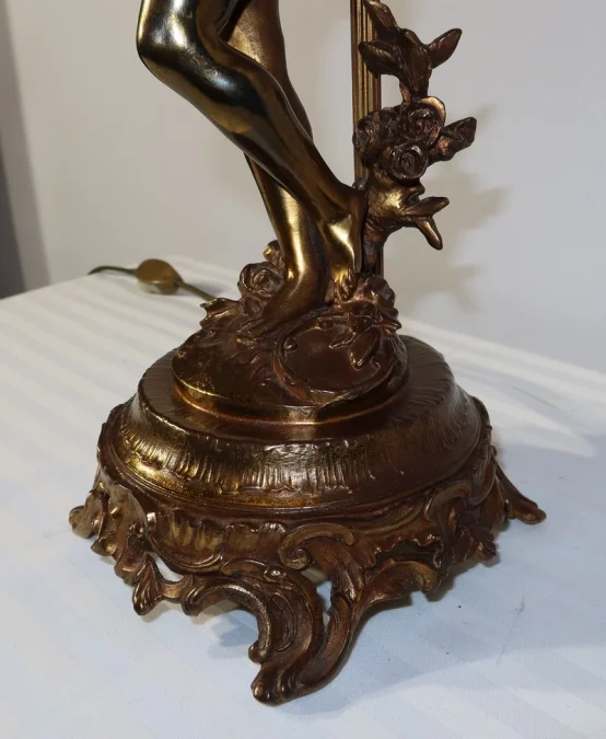SPELTER LAMP WITH  CHERUB FLUTIST