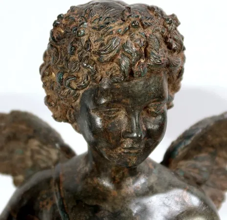 BRONZE-AMOR
