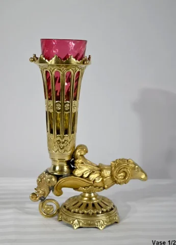 Paire de Vases Rythons en Bronze – 1ère partie XIXe
