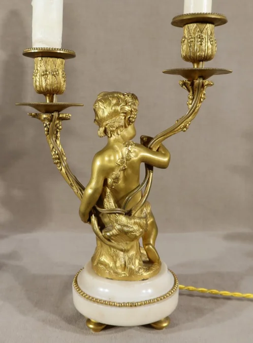 PAAR KANDELABER IM LOUIS XVI-STIL