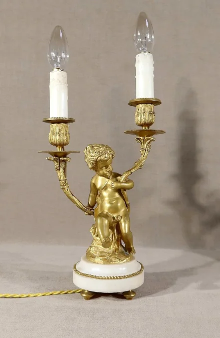 PAAR KANDELABER IM LOUIS XVI-STIL