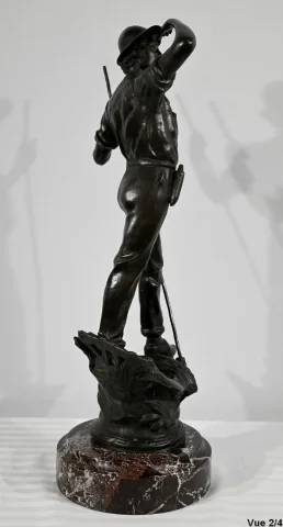Bronze « Le Faucheur », signé E.Aizelin – 2ème partie du XIXe