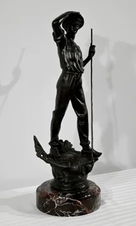 BRONZE STATUETTE signed E. AIZELIN