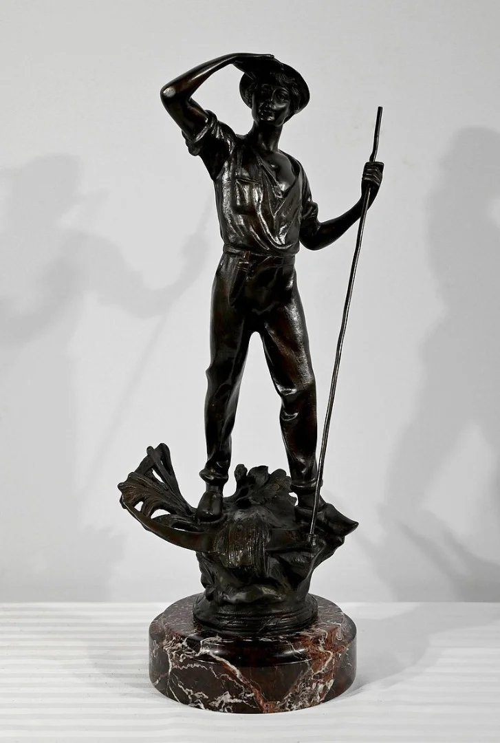 BRONZE STATUETTE signed E. AIZELIN