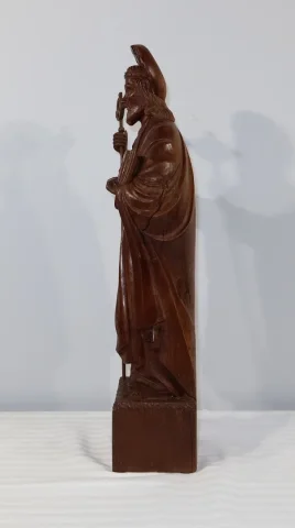 WOODEN STATUE OF CHRIST