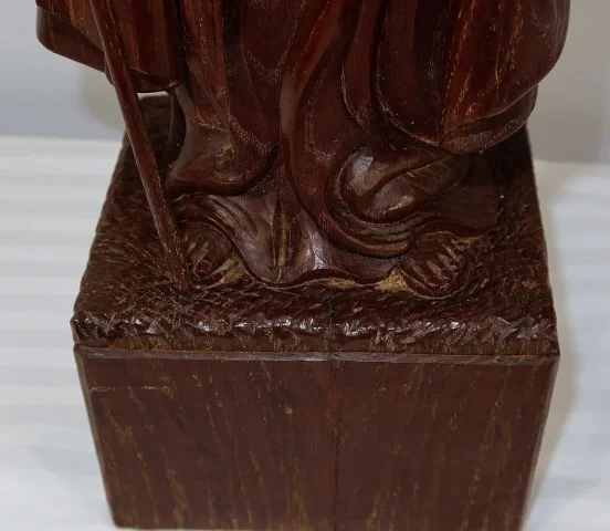 WOODEN STATUE OF CHRIST