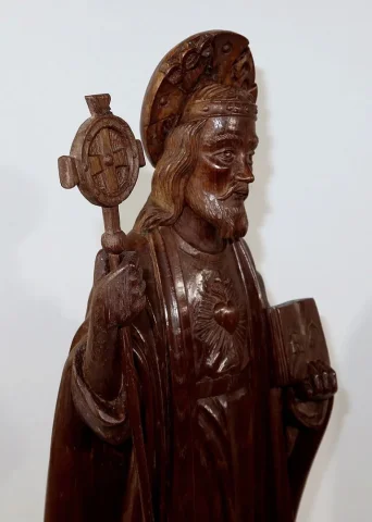 WOODEN STATUE OF CHRIST