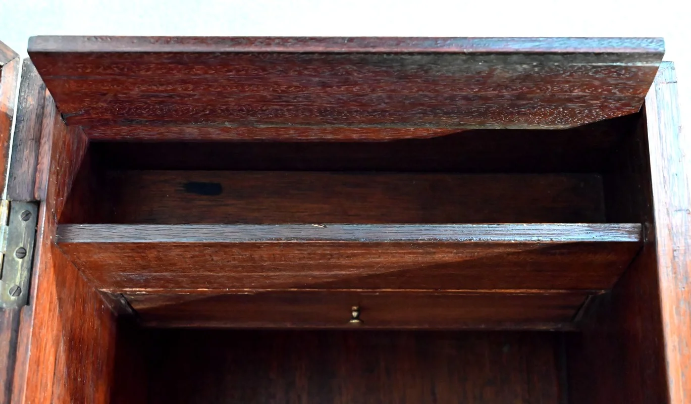 TEAK KORST