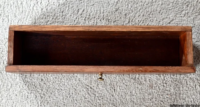 Truhe aus Teakholz