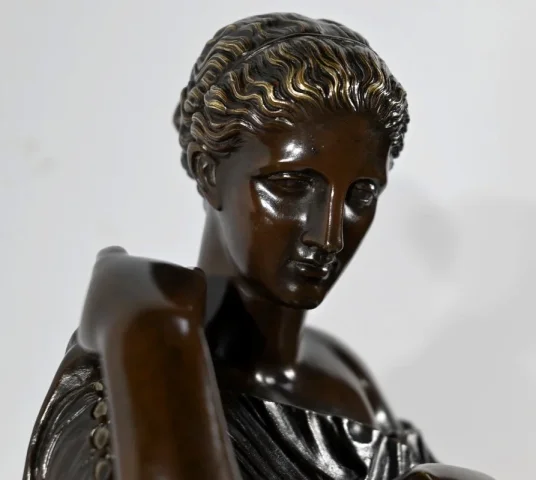 Important Bronze « Diane de Gabies », d’après Praxitèle – Début XXe
