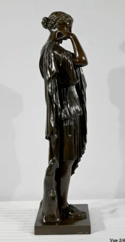 Important Bronze « Diane de Gabies », d’après Praxitèle – Début XXe