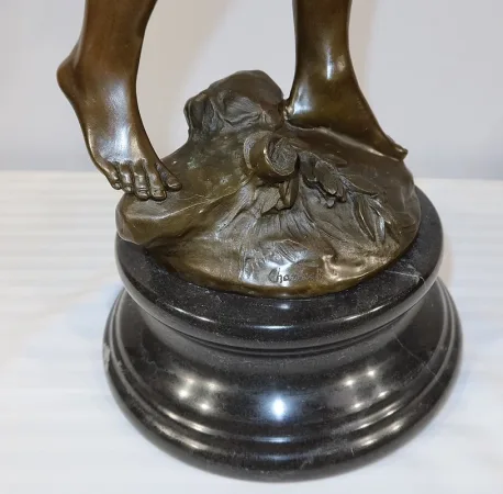 BRONZE-CUPID von Charles B.