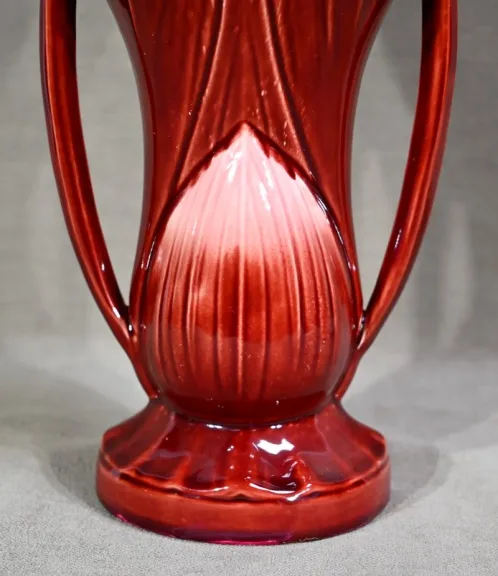 Paire de Vases en Faïence, estampillés Digoin Sarreguemines – Fin XIXe