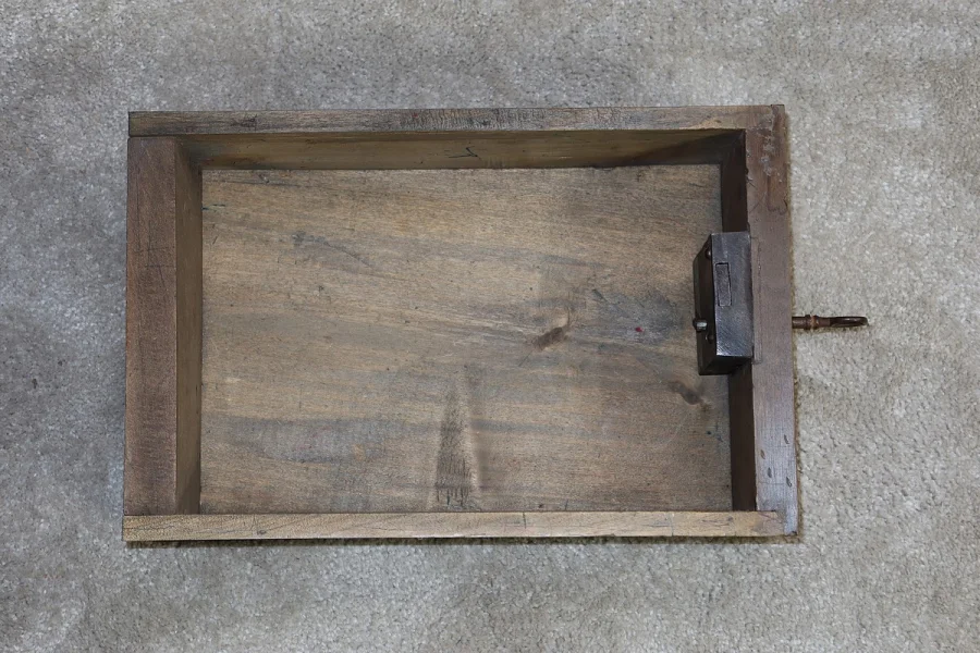 Enfilade de Boiserie en Noyer – Fin XIXe