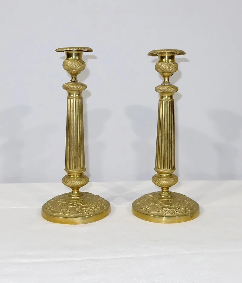 COPPIA DI CANDELIERI IN OTTONE