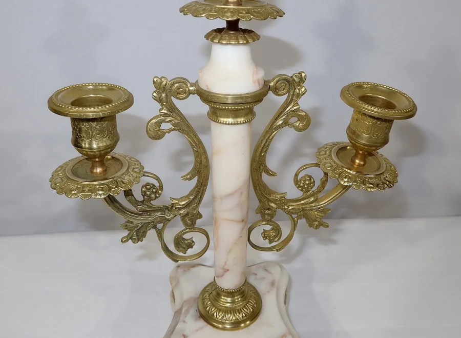 MANTLE GARNITURE