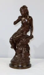 BRONZESTATUETTE von M. MOREAU