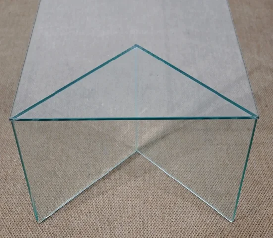 GLAZEN KOFFIETAFEL