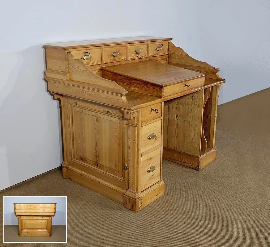 Pitchpine-Schreibtisch