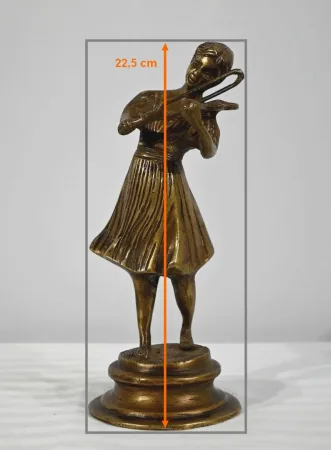 BRONZEFIGUR
