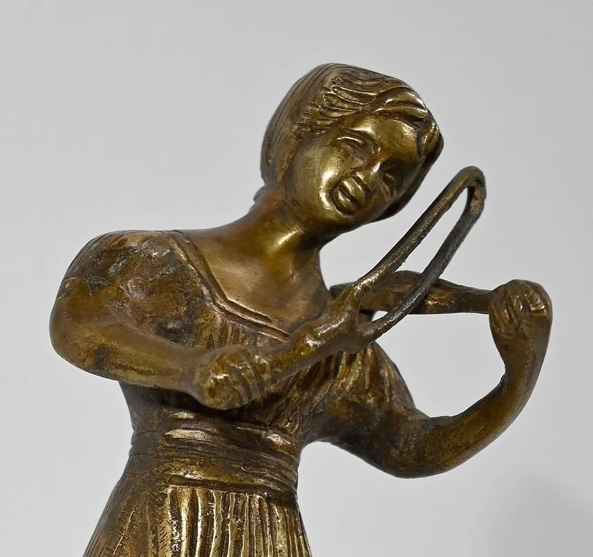 FIGURA DE BRONCE