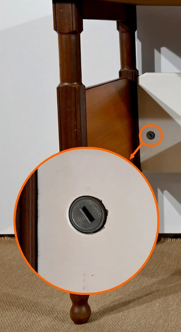 Petit Bureau en Acajou et en Teck, style Gautier - 1960