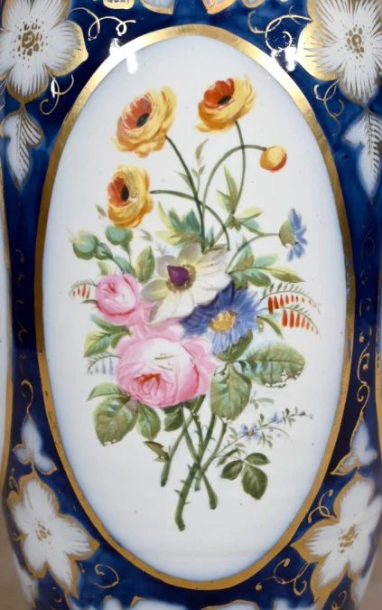 Important Vase en Porcelaine de Bayeux – Fin XIXe