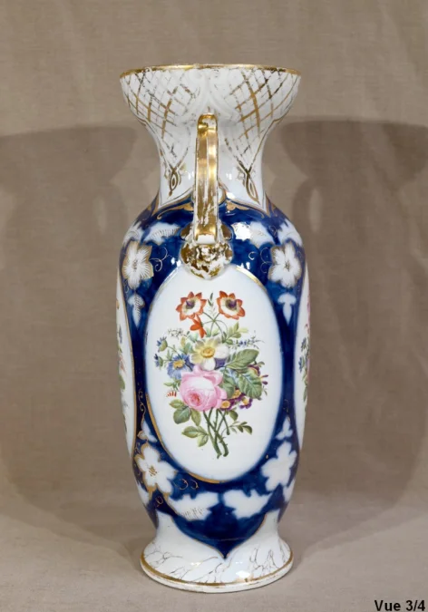 Important Vase en Porcelaine de Bayeux – Fin XIXe