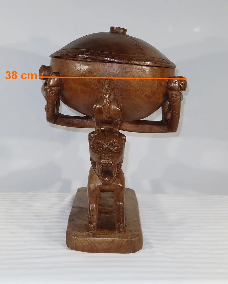 AFRICAN TOBACCO POT