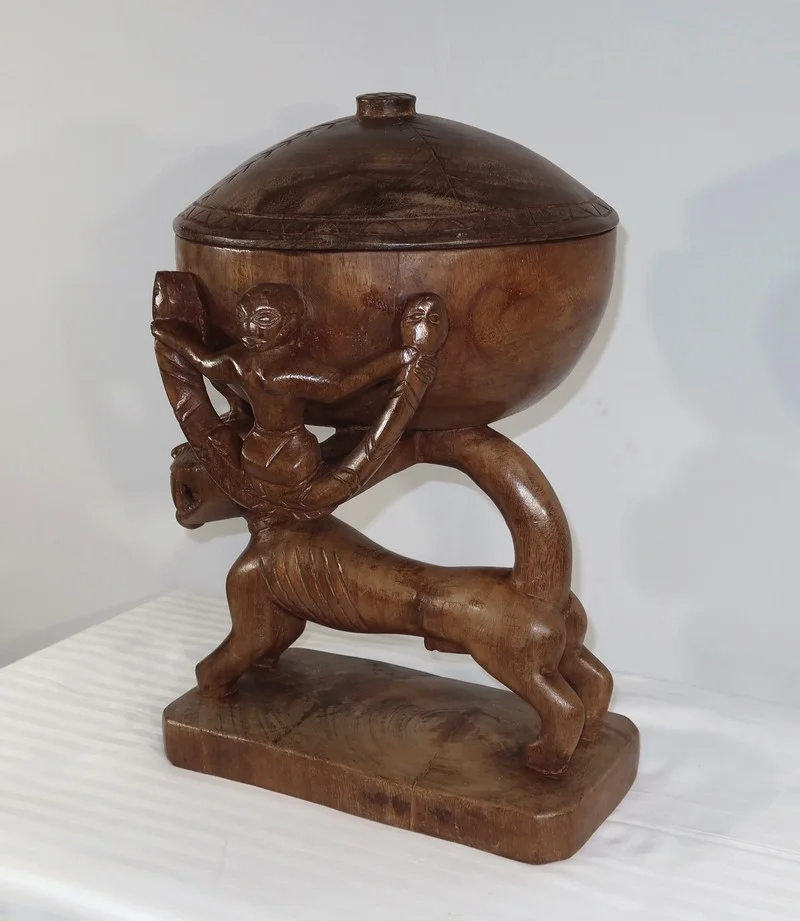 AFRICAN TOBACCO POT