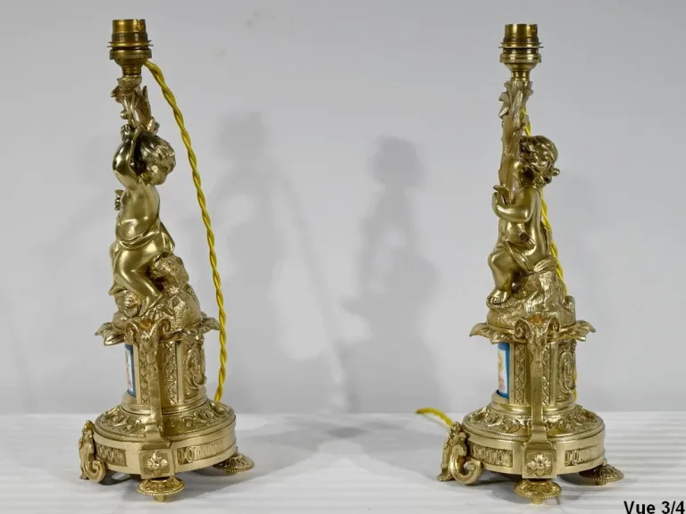 PAAR KERZENSTÄNDER AUS DER NAPOLEON-III-ZEIT
