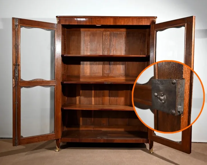 BÜCHERREGAL AUS DER ZEIT LOUIS XV