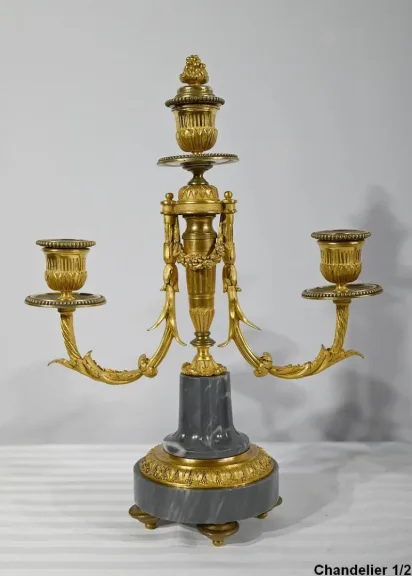 PAAR KANDELABER AUS BRONZE UND MARMOR