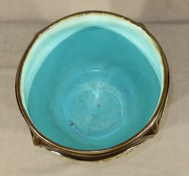 Cache-pot Art Nouveau, d’après H. Guimard, Faïencerie de Fives – 1900