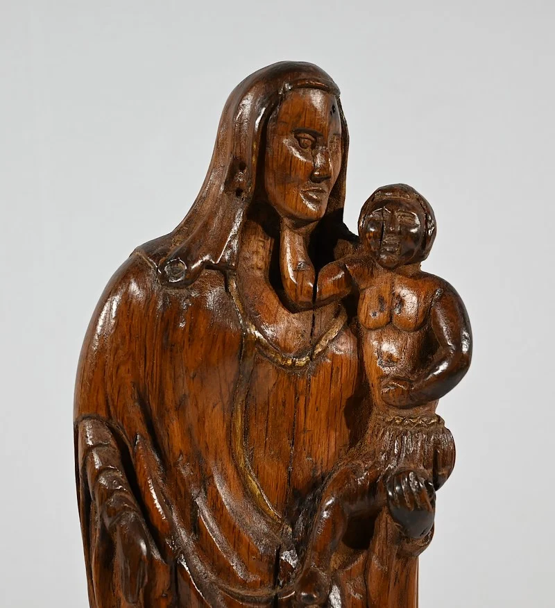 HOUTEN STANDBEELD VAN DE MAAGD EN KIND