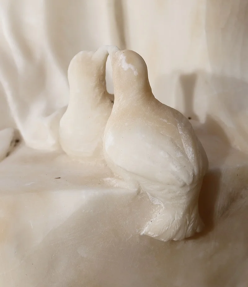 ESCULTURA DE MÁRMOL titulada QUO VADIS