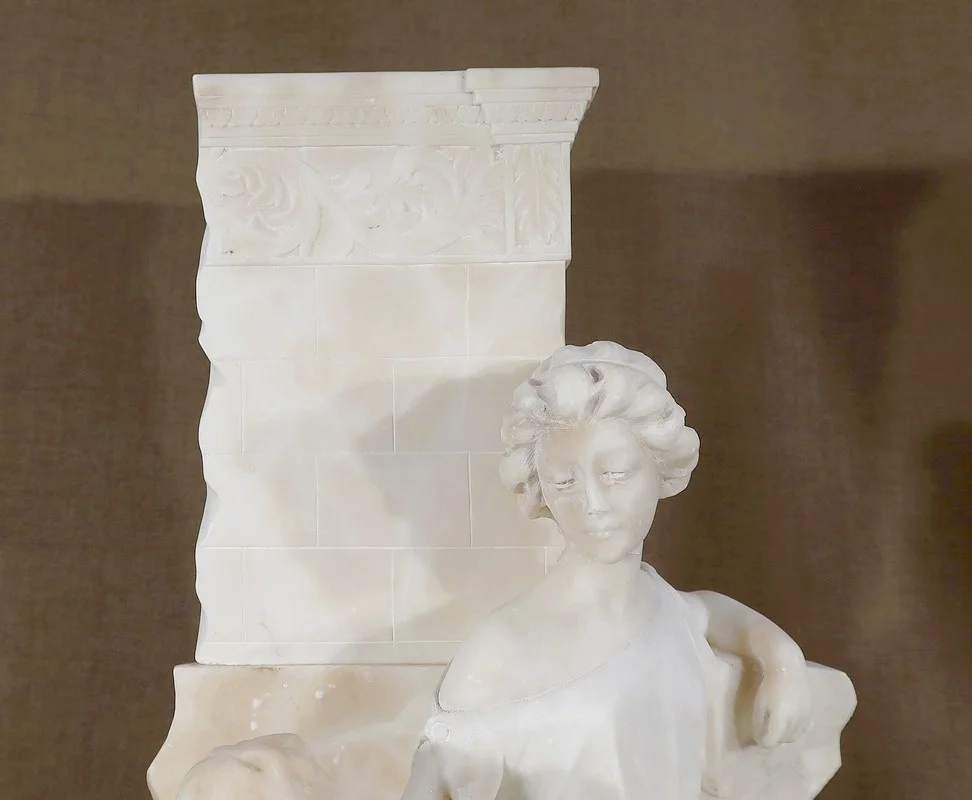 ESCULTURA DE MÁRMOL titulada QUO VADIS