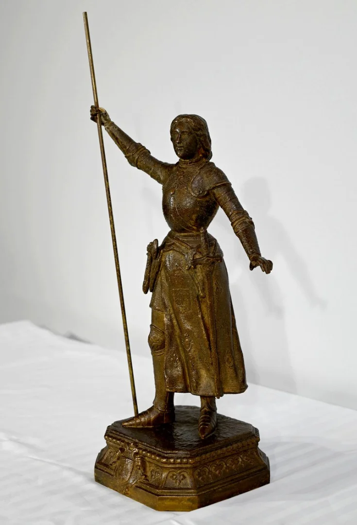 STATUETTE VON JEANNE D'Arc signiert A. FOULON