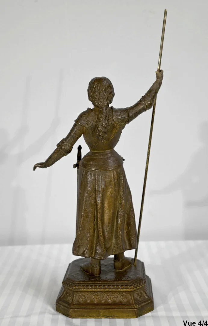 STATUETTE VON JEANNE D'Arc signiert A. FOULON