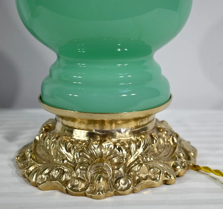 Paire de Lampes en Opaline et Bronze – Fin XIXe