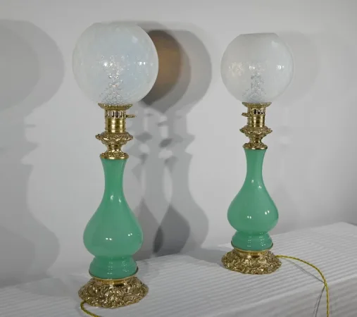 PAIR OF OPALINE AND BRONZE LAMPS