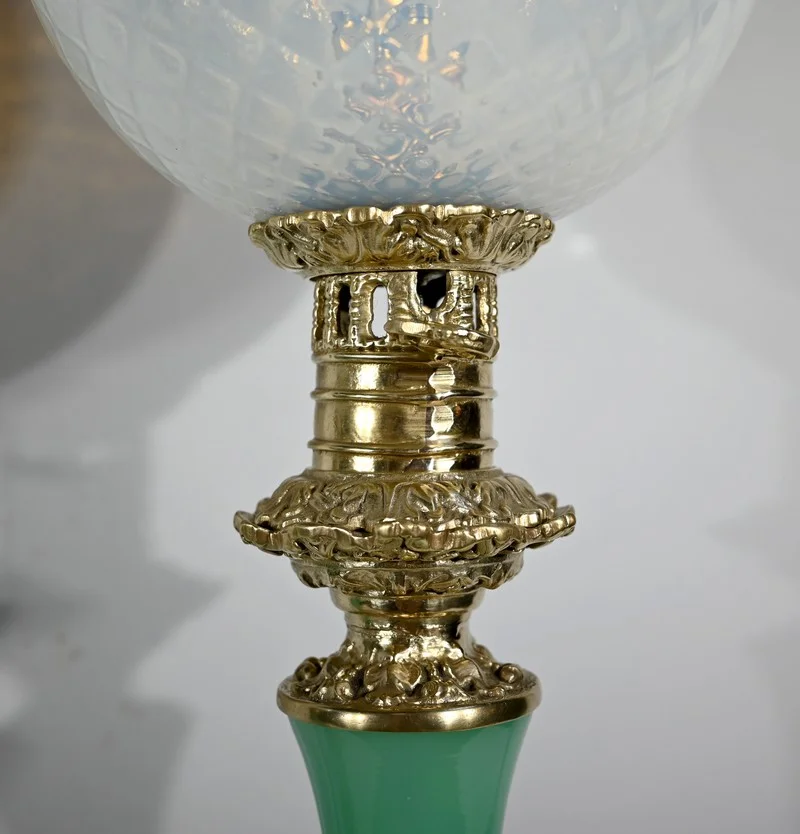 Paire de Lampes en Opaline et Bronze – Fin XIXe