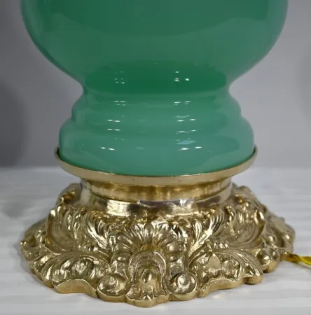PAIR OF OPALINE AND BRONZE LAMPS
